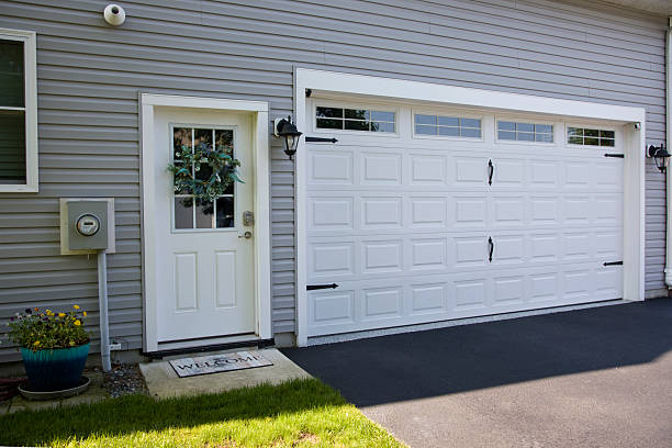 24/7 Emergency Garage Door experts in August, CA
